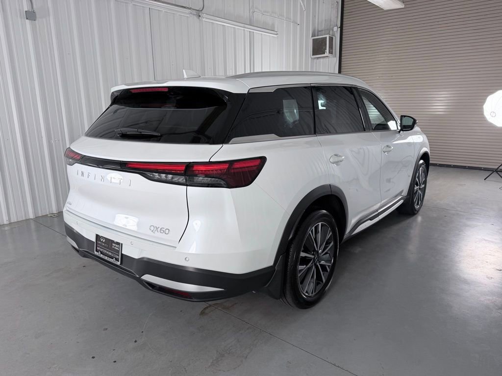 Certified 2026 INFINITI QX60 Luxe w/ Cargo Package image 5