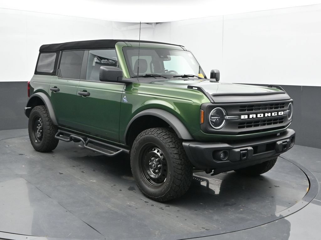 Used 2023 Ford Bronco Black Diamond AWD/4WD image 6