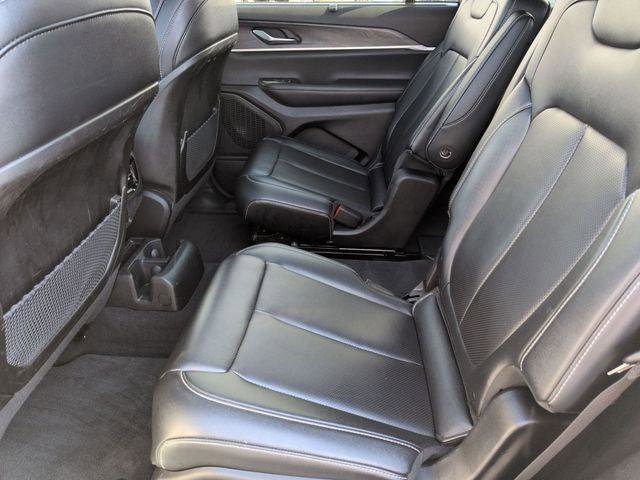 Certified 2024 Jeep Grand Cherokee L Limited w/ Luxury Tech Group II image 26