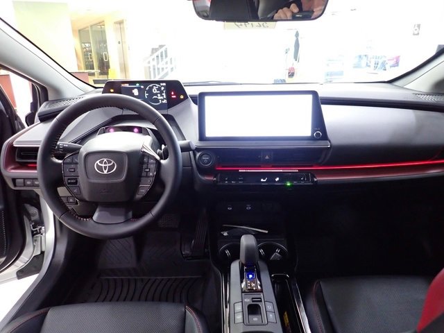 New 2026 Toyota Prius Plug-In Hybrid image 12