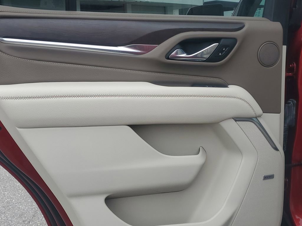 Used 2021 GMC Yukon Denali w/ Denali Premium Package RWD image 13