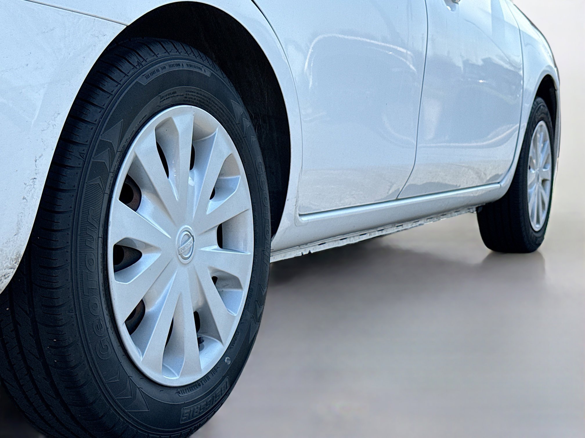 Used 2019 Nissan Versa SV image 15