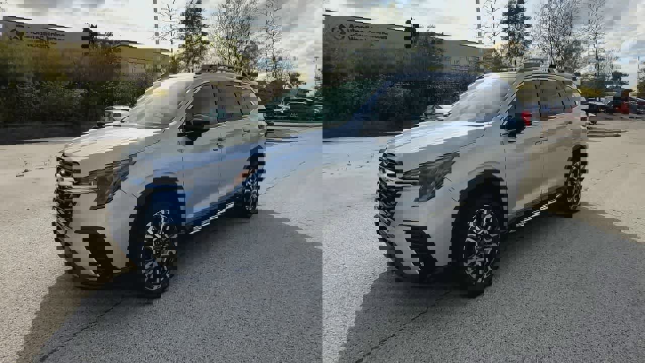 Certified 2025 Subaru Ascent Limited image 4