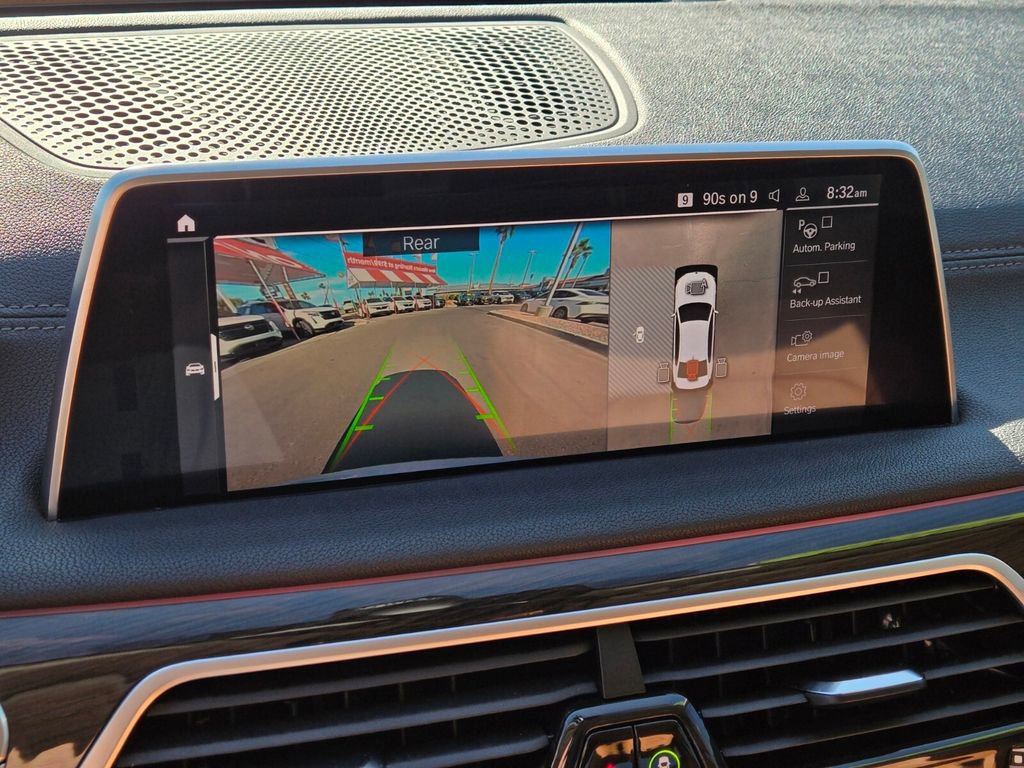 Used 2020 BMW 740i image 27