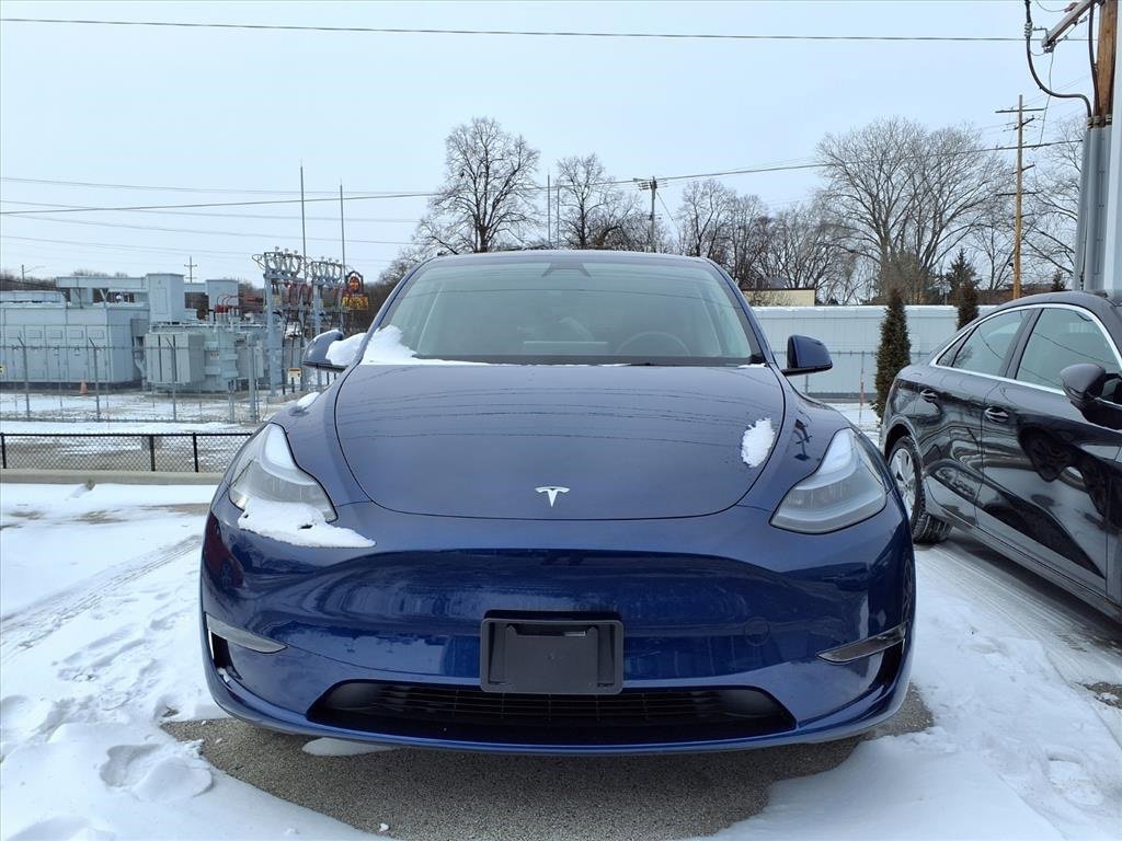 Used 2024 Tesla Model Y Long Range image 2