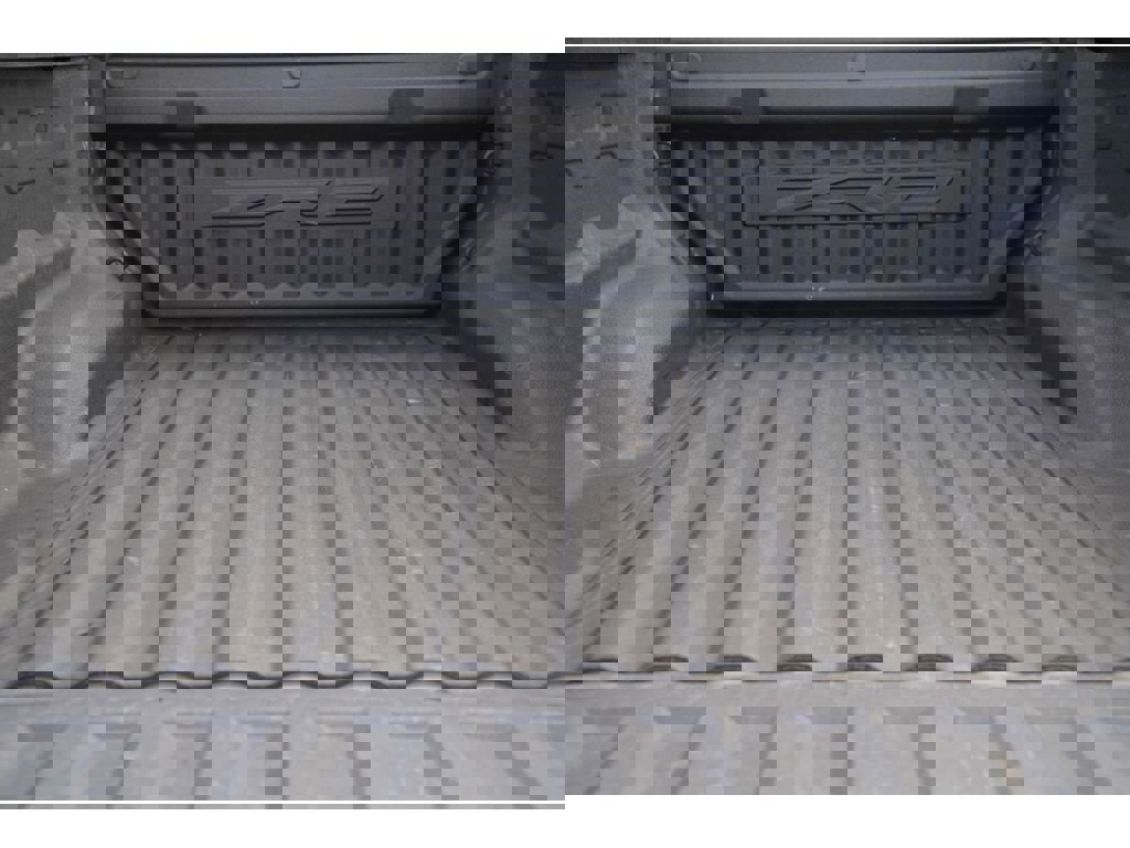 Used 2024 Chevrolet Colorado ZR2 w/ ZR2 Convenience Package III image 12