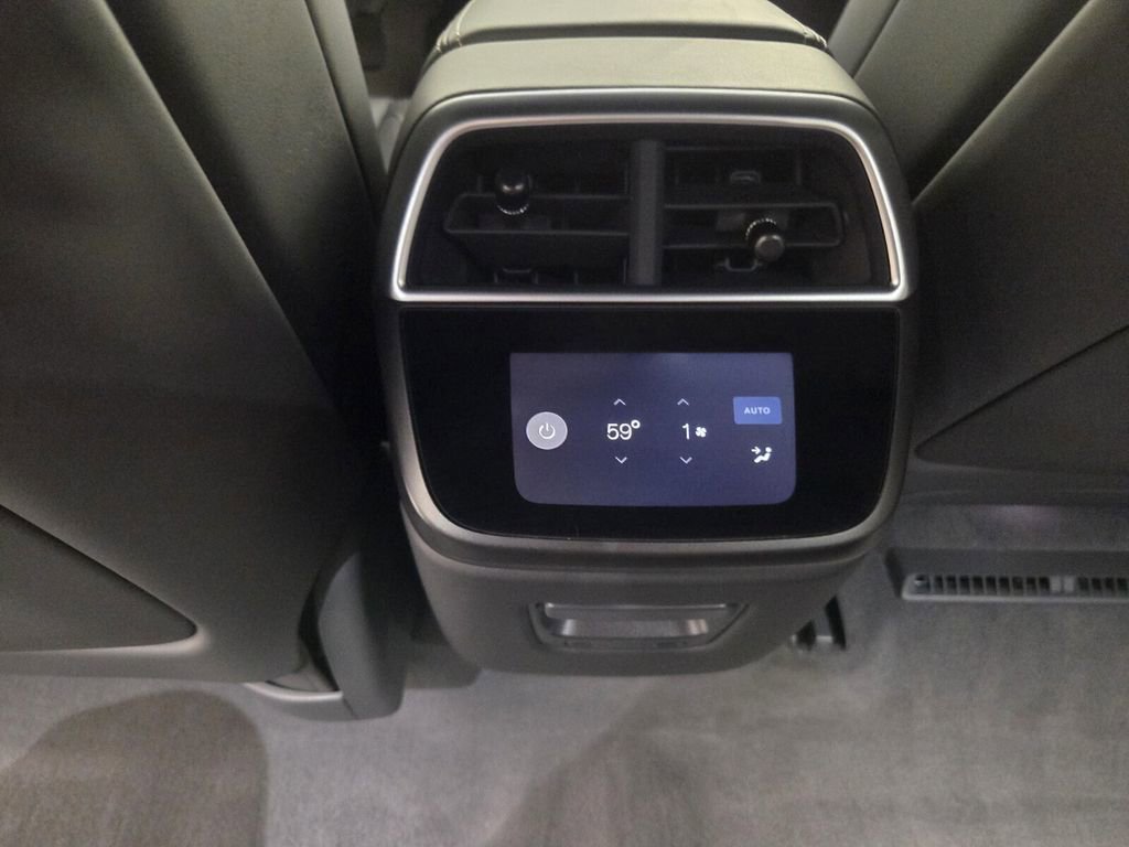 Used 2024 Lucid Air Pure RWD image 27