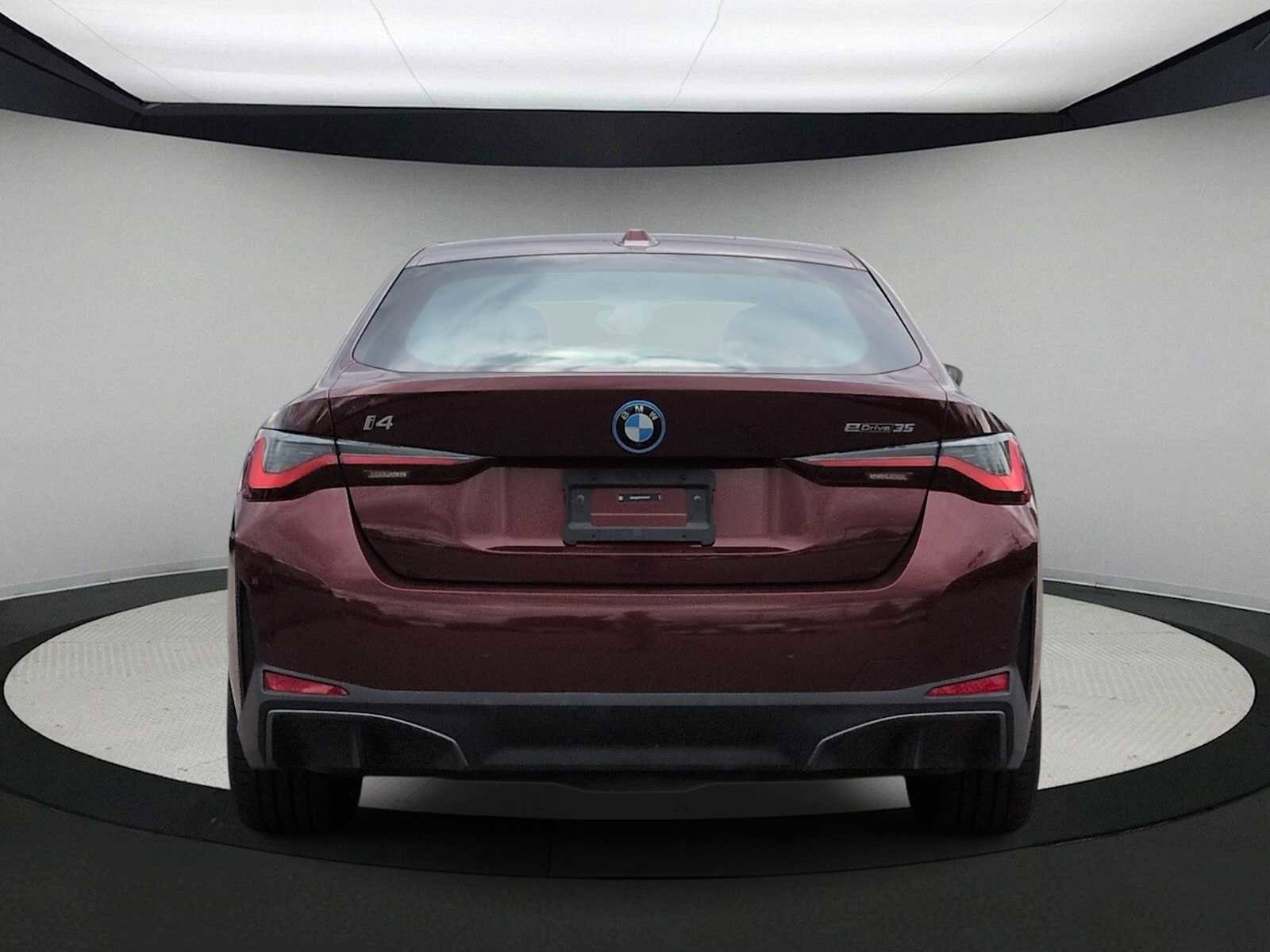 Certified 2023 BMW i4 eDrive35 RWD image 7