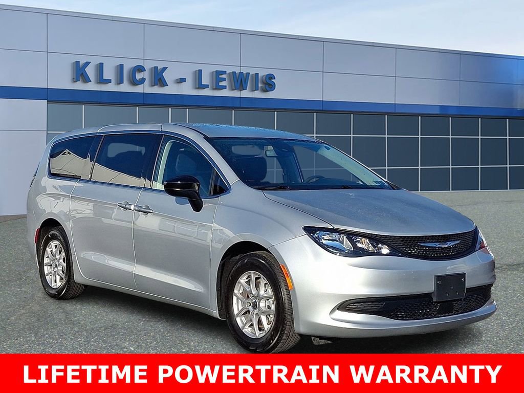 Used 2024 Chrysler Voyager LX image 1
