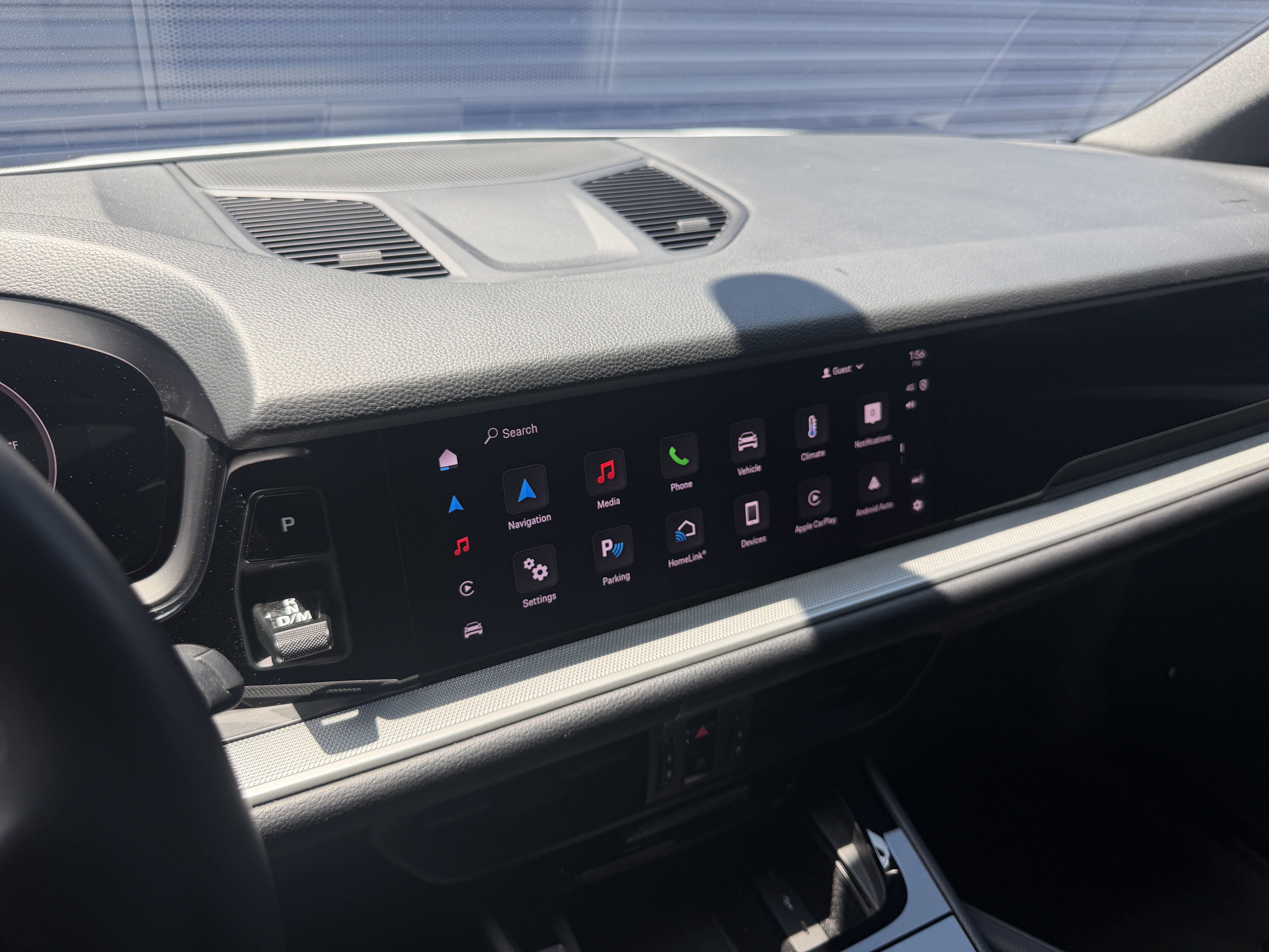 Certified 2024 Porsche Cayenne AWD/4WD image 29