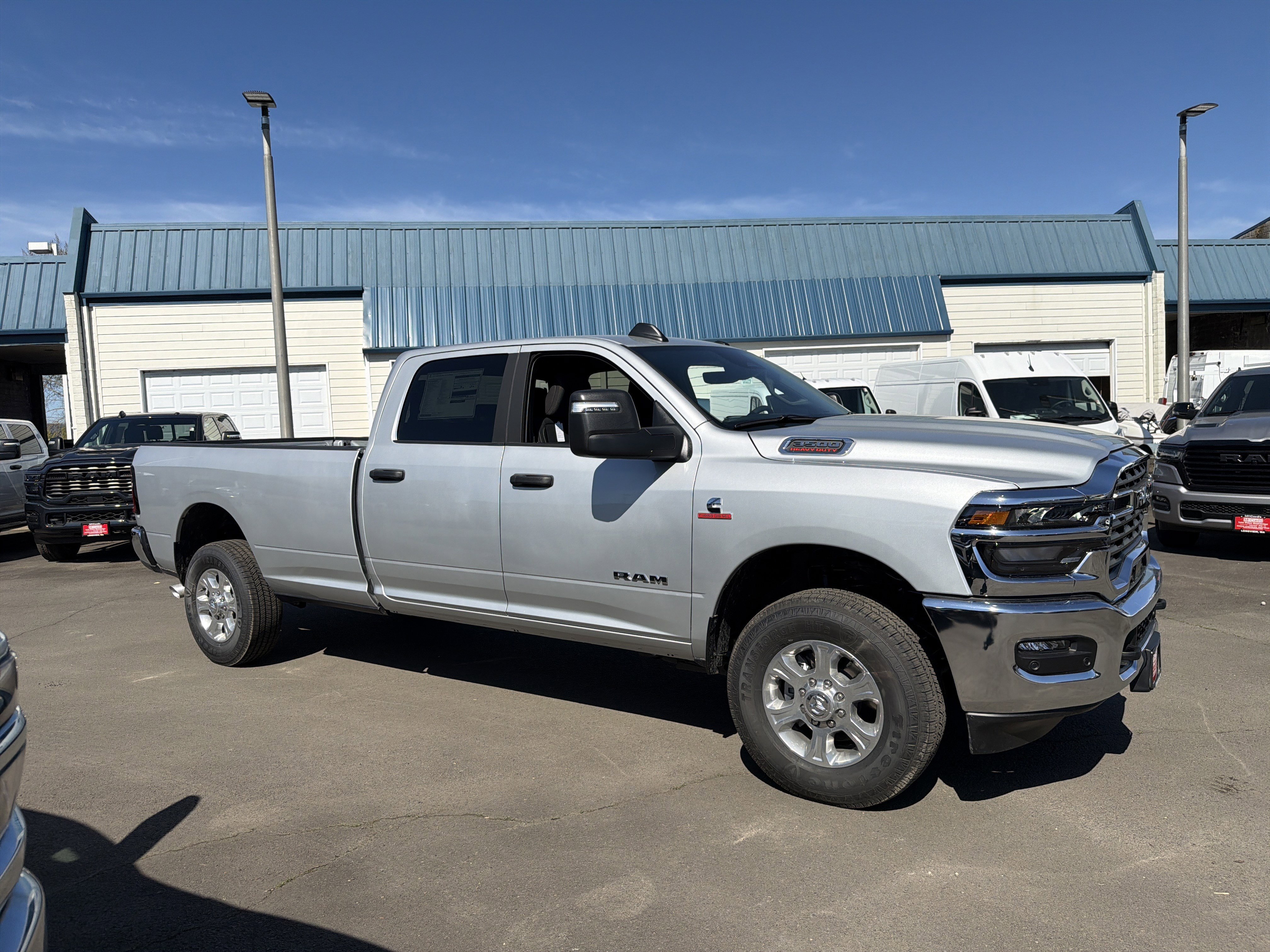 New 2026 RAM 3500 Big Horn AWD/4WD image 7