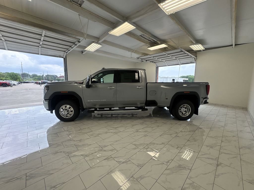 New 2026 GMC Sierra 3500 SLT w/ SLT Convenience Package image 5