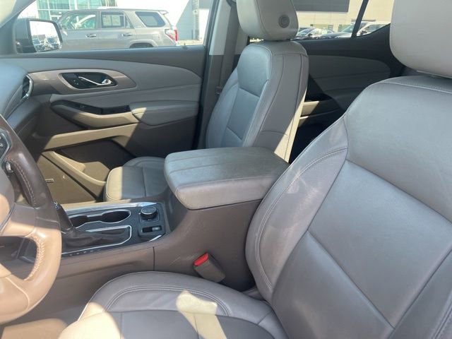 Used 2019 Chevrolet Traverse LT w/ LT Premium Package image 14