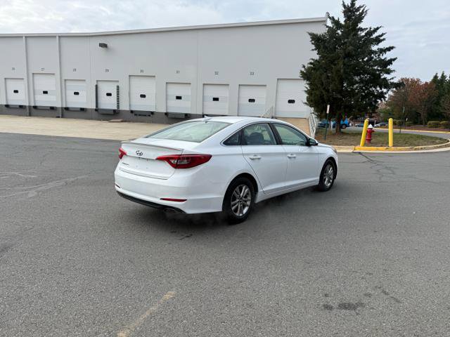 Used 2016 Hyundai Sonata SE image 4