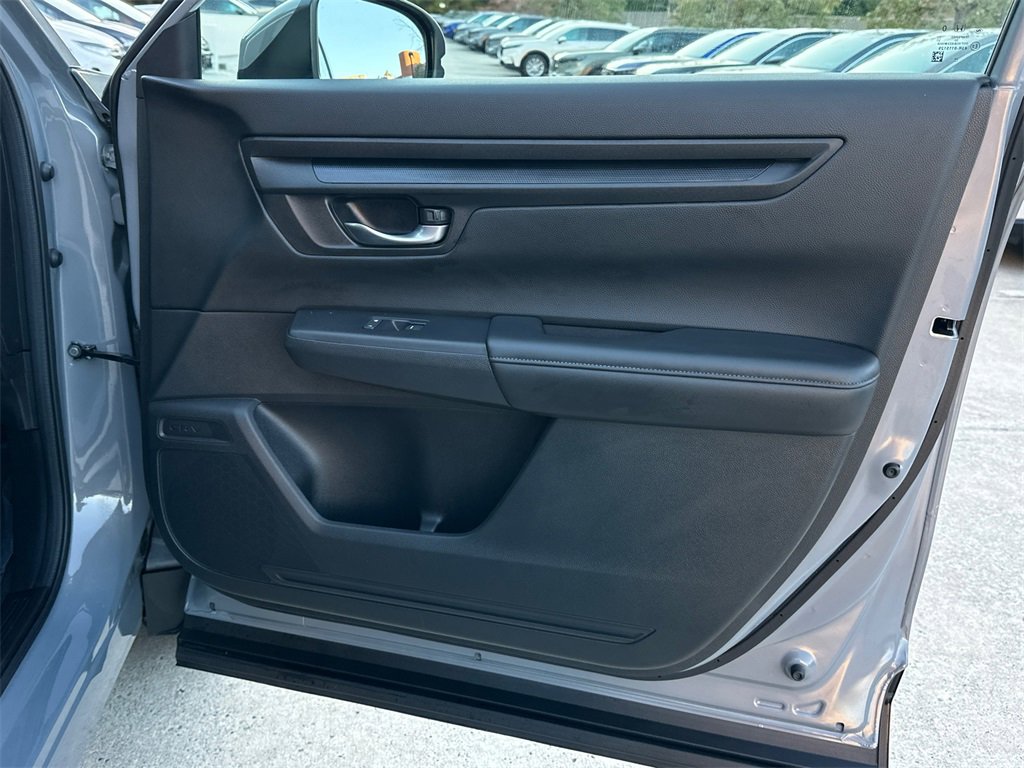 Certified 2025 Honda CR-V LX image 11