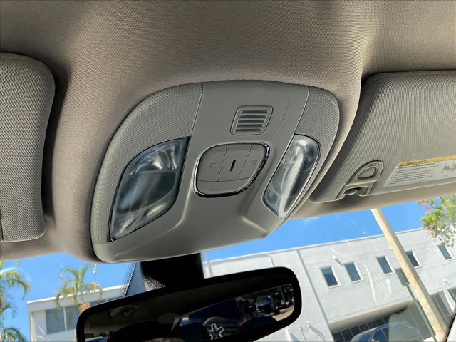 Used 2020 Jeep Compass Latitude FWD image 22