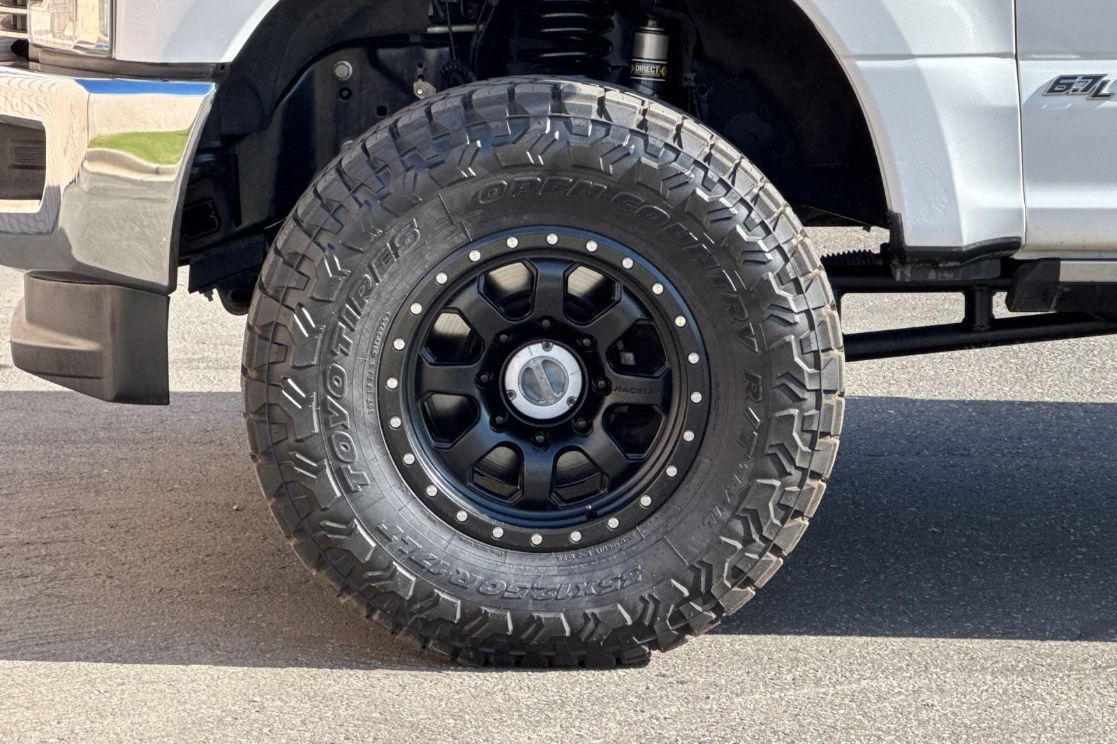 Used 2019 Ford F250 Lariat w/ Lariat Ultimate Package AWD/4WD image 26