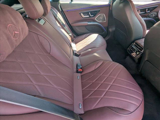 Used 2024 Mercedes-Benz EQS 580 4MATIC Sedan image 16