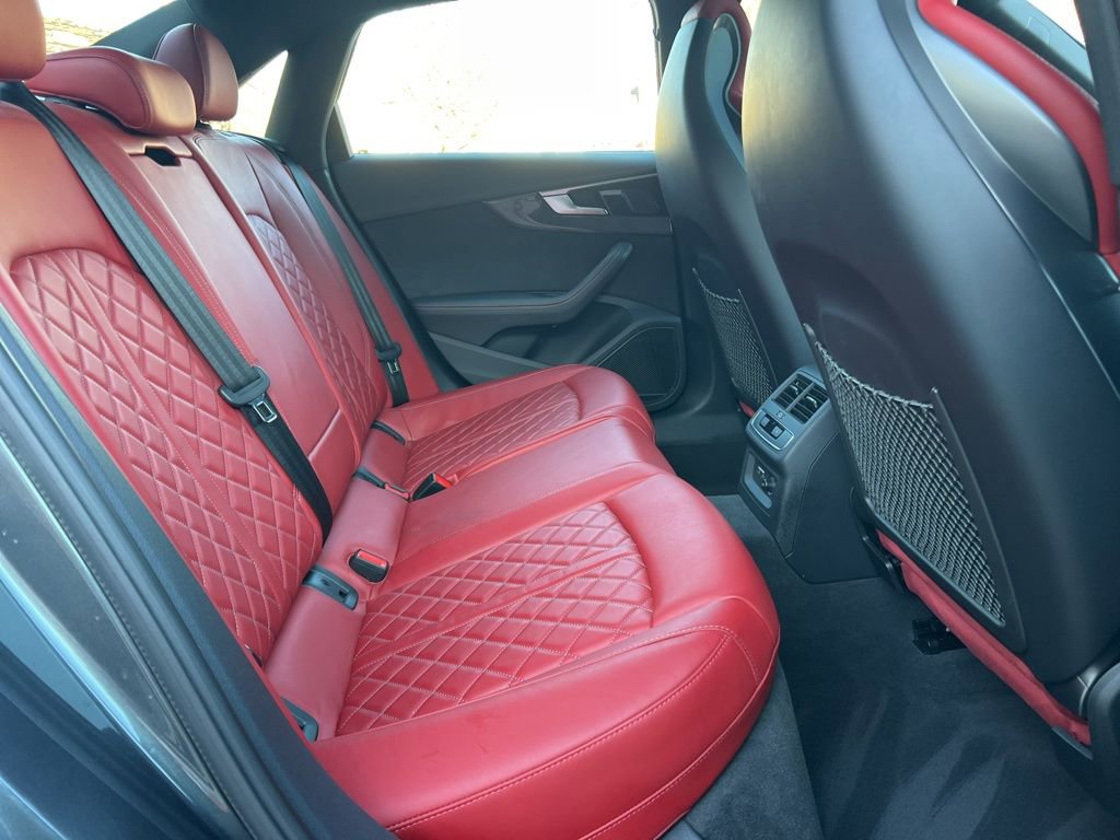 Used 2023 Audi S4 Premium Plus w/ Premium Plus Package image 31