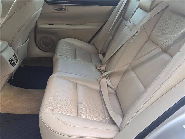Used 2015 Lexus ES 350 w/ Luxury Package image 18