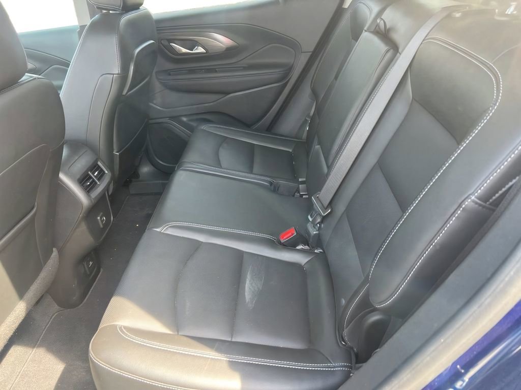 Used 2022 GMC Terrain SLT w/ Tech Package AWD/4WD image 6
