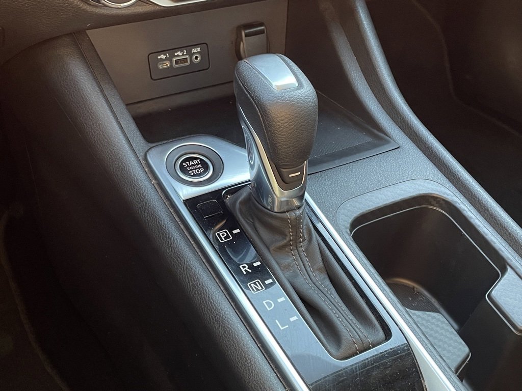 Used 2022 Nissan Sentra SV w/ Trunk Package image 16