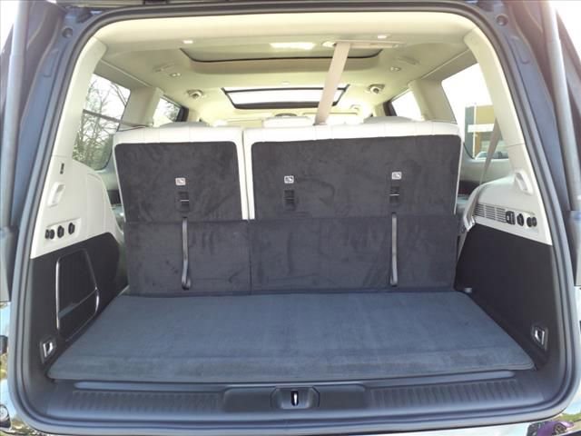 New 2024 Jeep Wagoneer 4WD w/ Premium Group I image 24