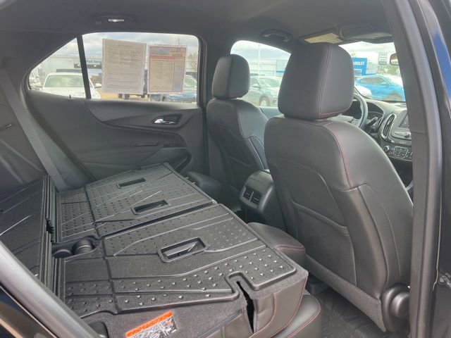 Used 2022 Chevrolet Equinox RS w/ LPO, Floor Liner Package AWD/4WD image 50