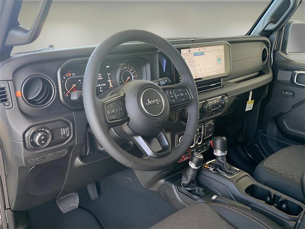 New 2025 Jeep Gladiator Mojave w/ Convenience Group image 24