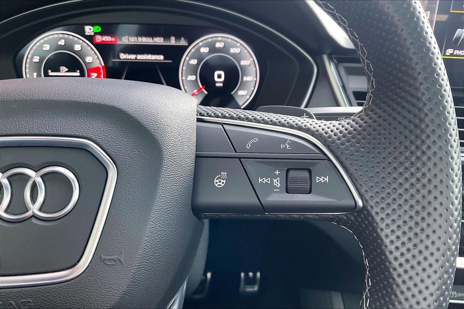 Used 2021 Audi SQ5 Premium Plus w/ Premium Plus Package image 12