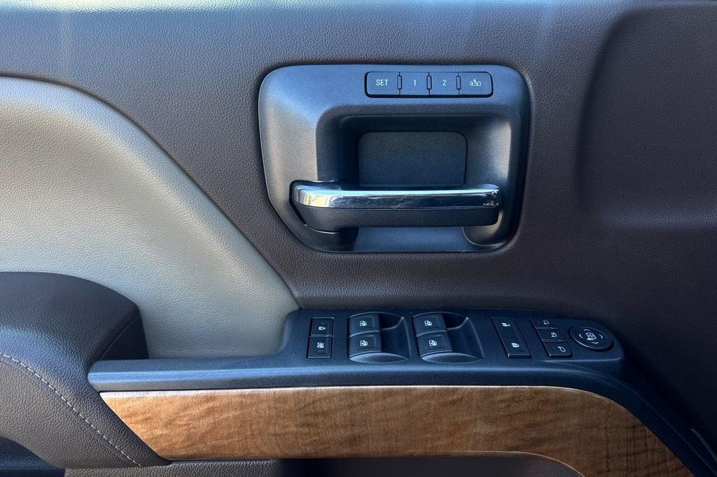 Used 2015 Chevrolet Silverado 2500 LTZ w/ Duramax Plus Package image 11