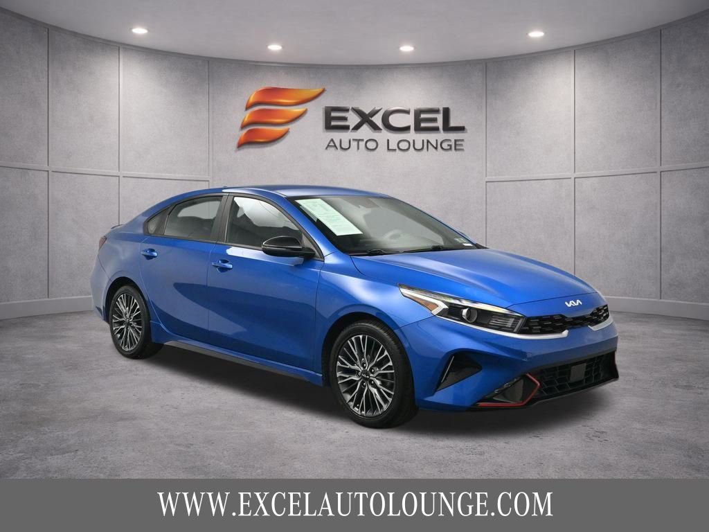 Used 2023 Kia Forte GT-Line w/ GT-Line Technology Package FWD image 11