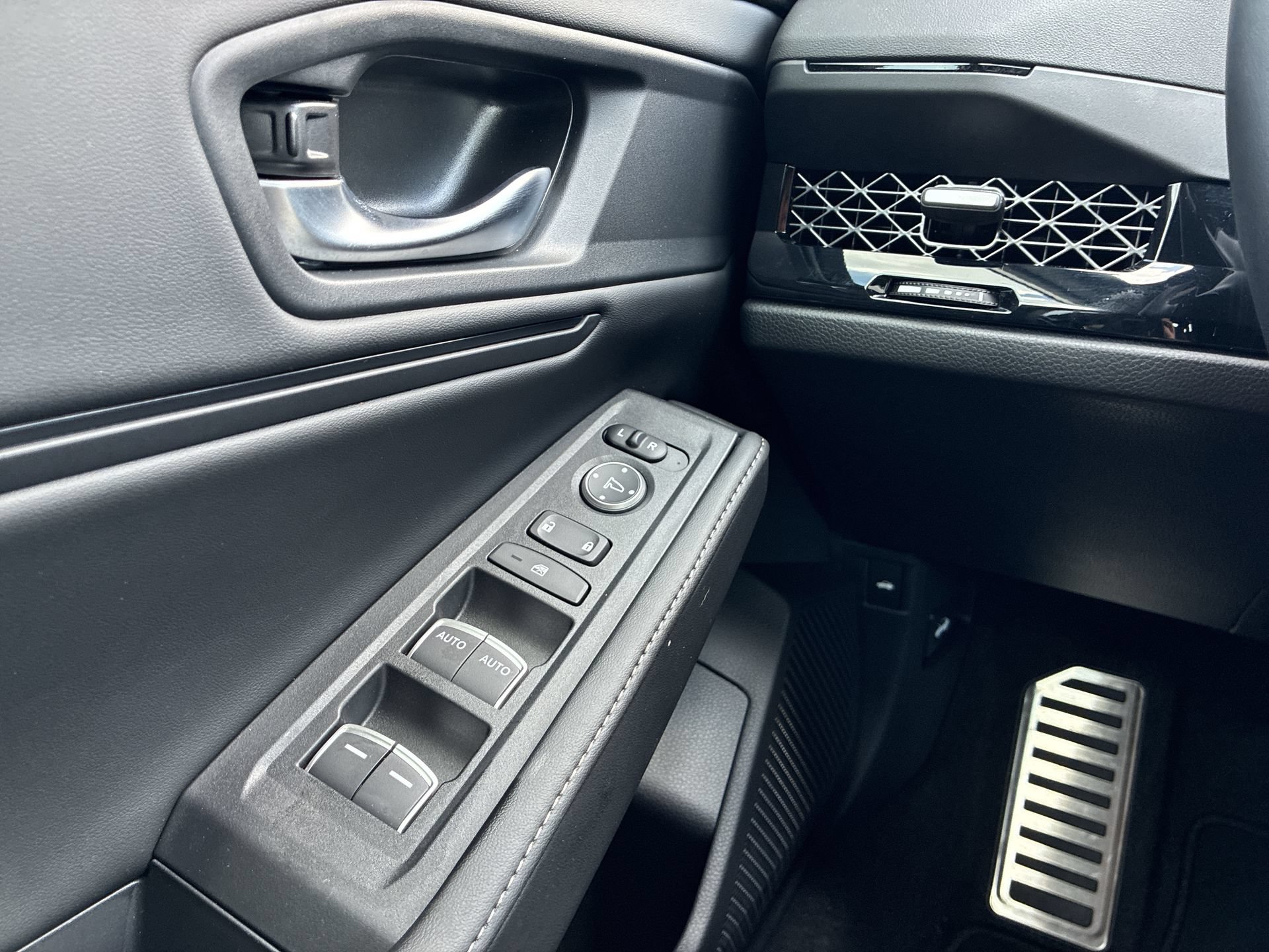 Certified 2026 Honda Accord Sport image 41