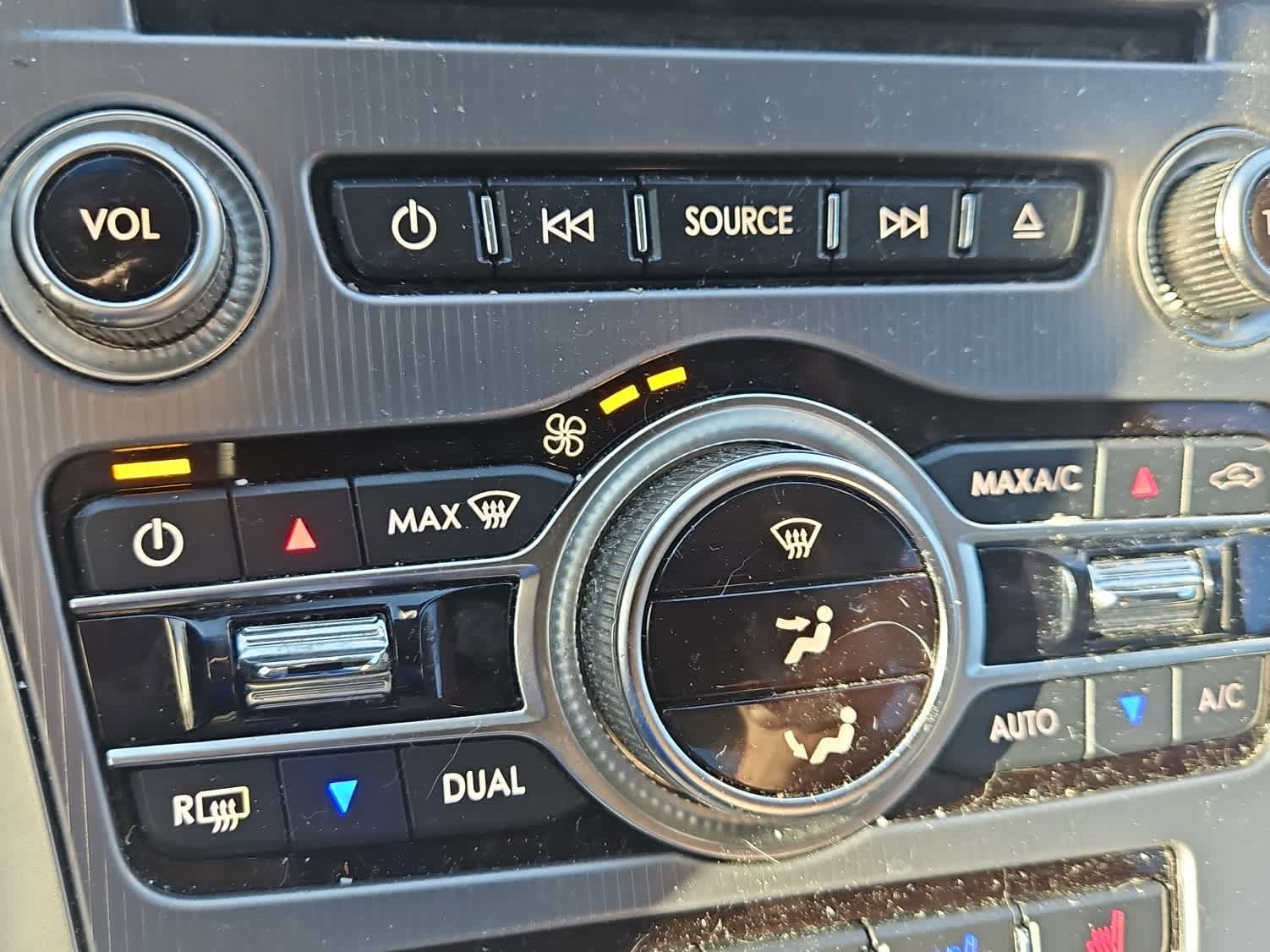 Used 2019 Lincoln MKZ Reserve image 17