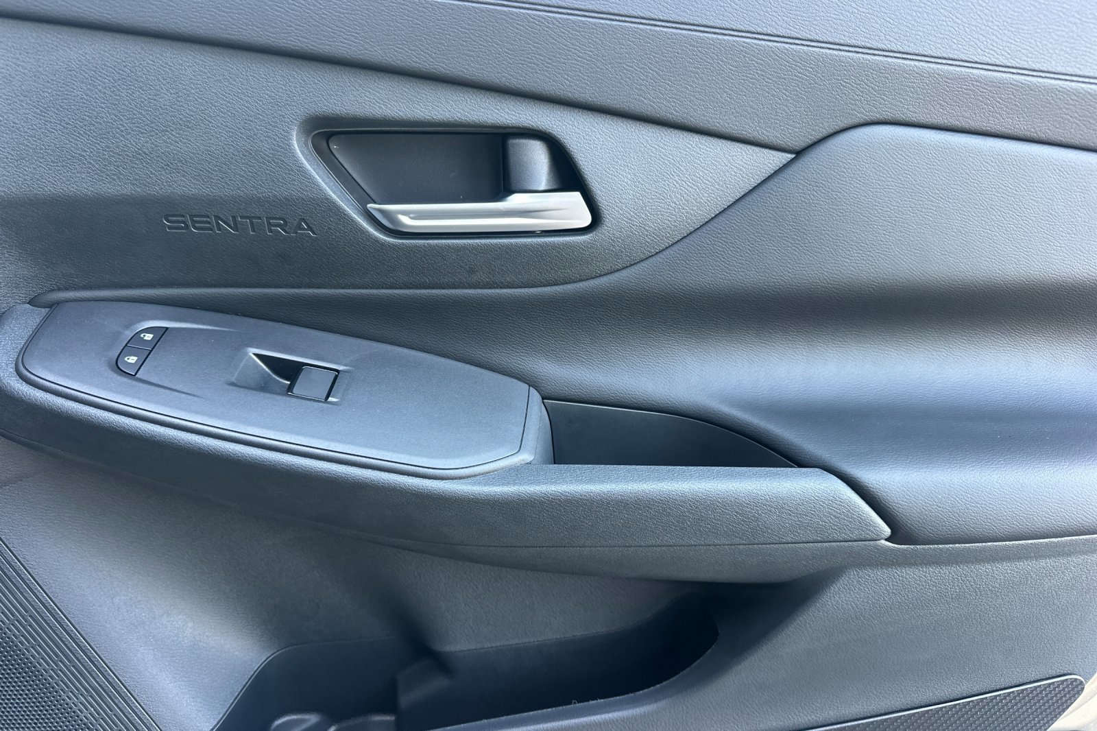 New 2027 Nissan Sentra SV FWD image 18