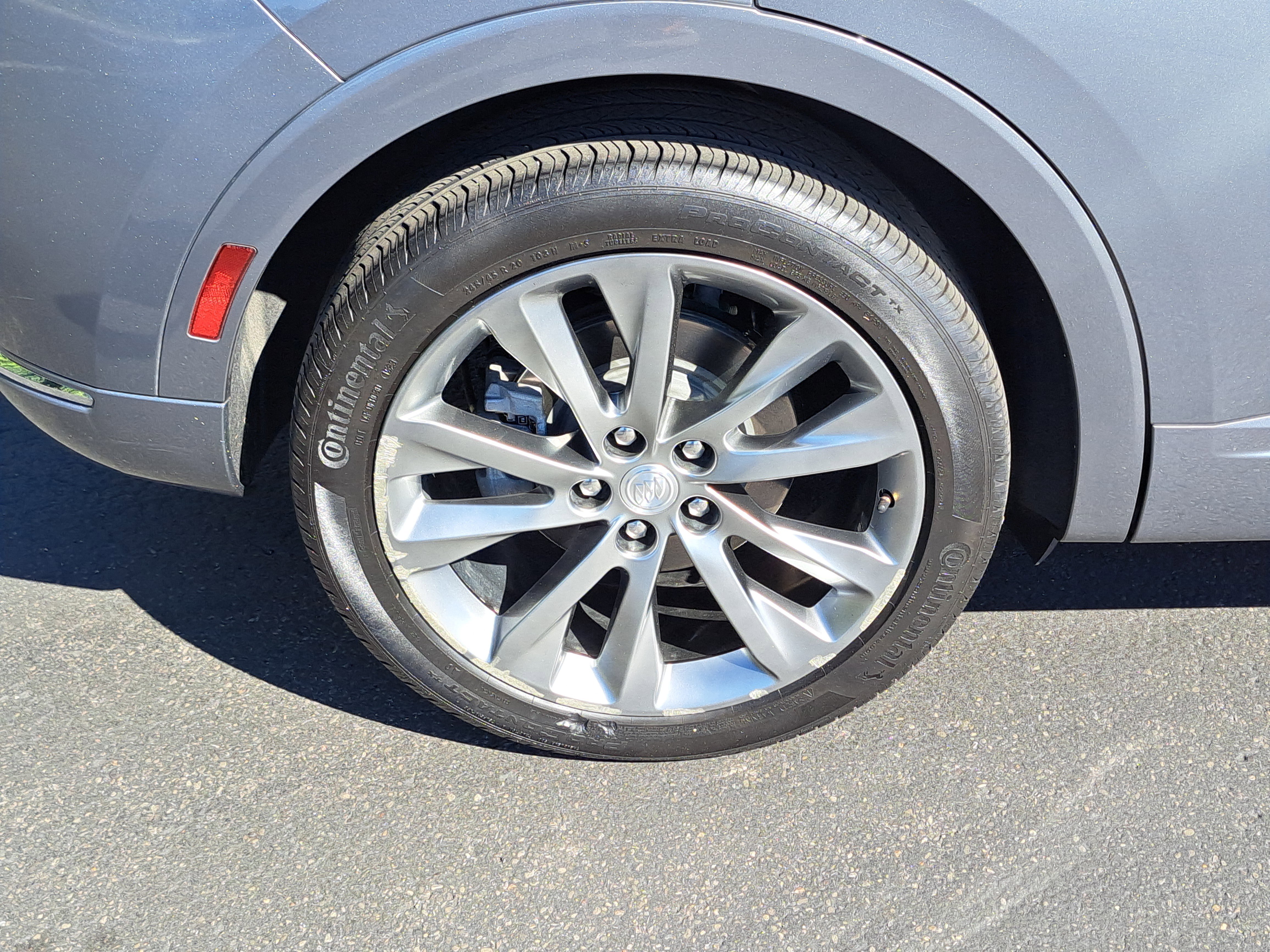 Used 2021 Buick Envision Avenir image 5