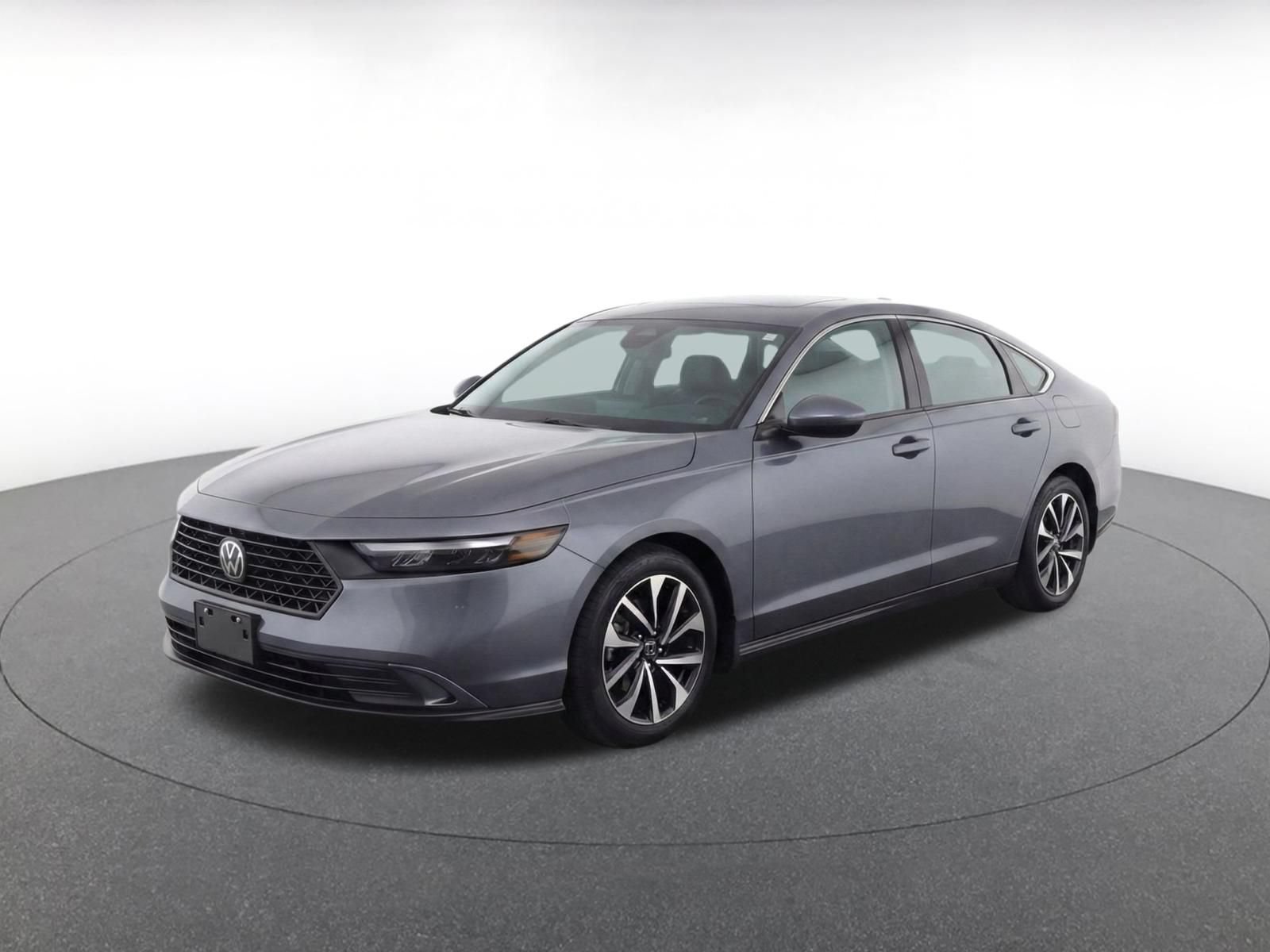 Used 2024 Volkswagen Jetta S FWD image 3