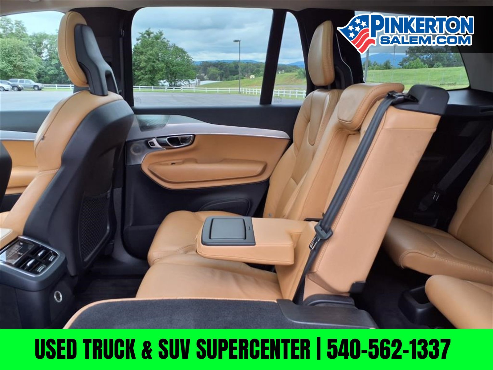 Used 2016 Volvo XC90 T8 Momentum image 30