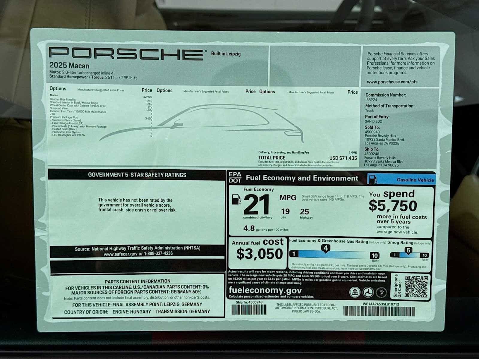 New 2025 Porsche Macan AWD/4WD image 32