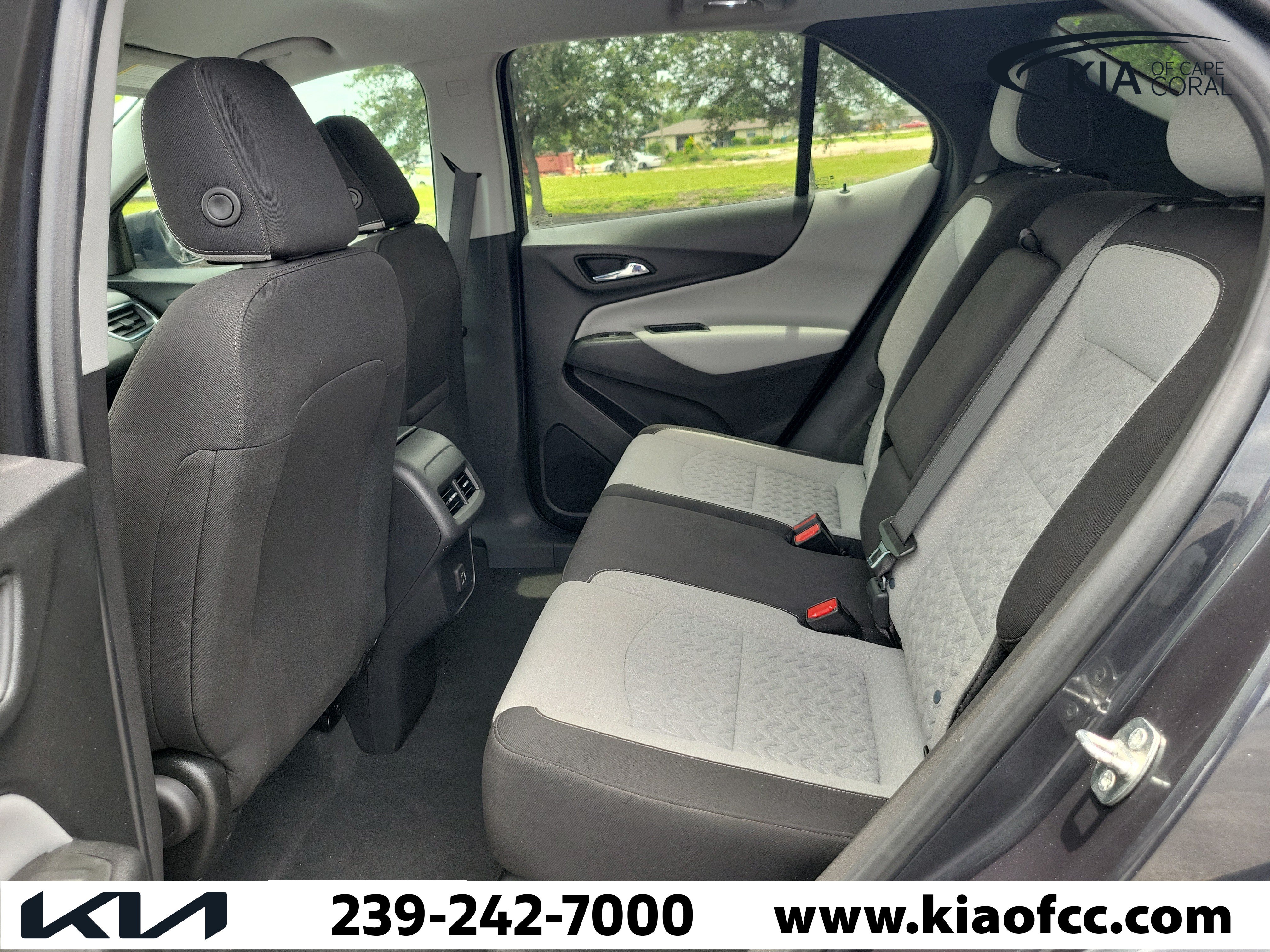 Used 2022 Chevrolet Equinox LS FWD image 12