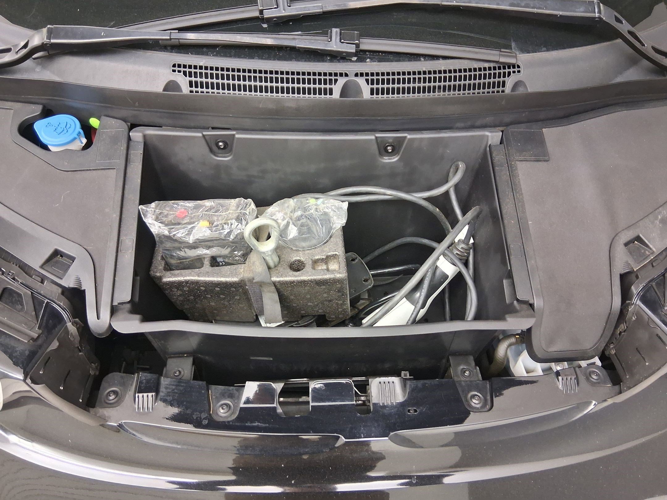 Used 2016 BMW i3 4dr HB w/Range Extender image 33