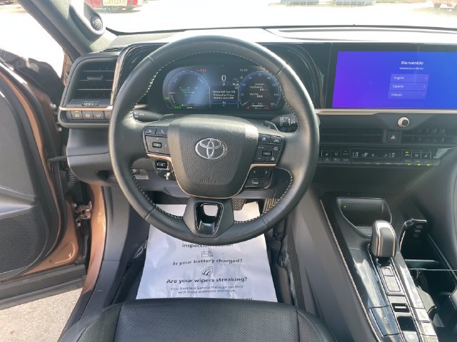 Certified 2025 Toyota Crown Signia AWD/4WD image 23