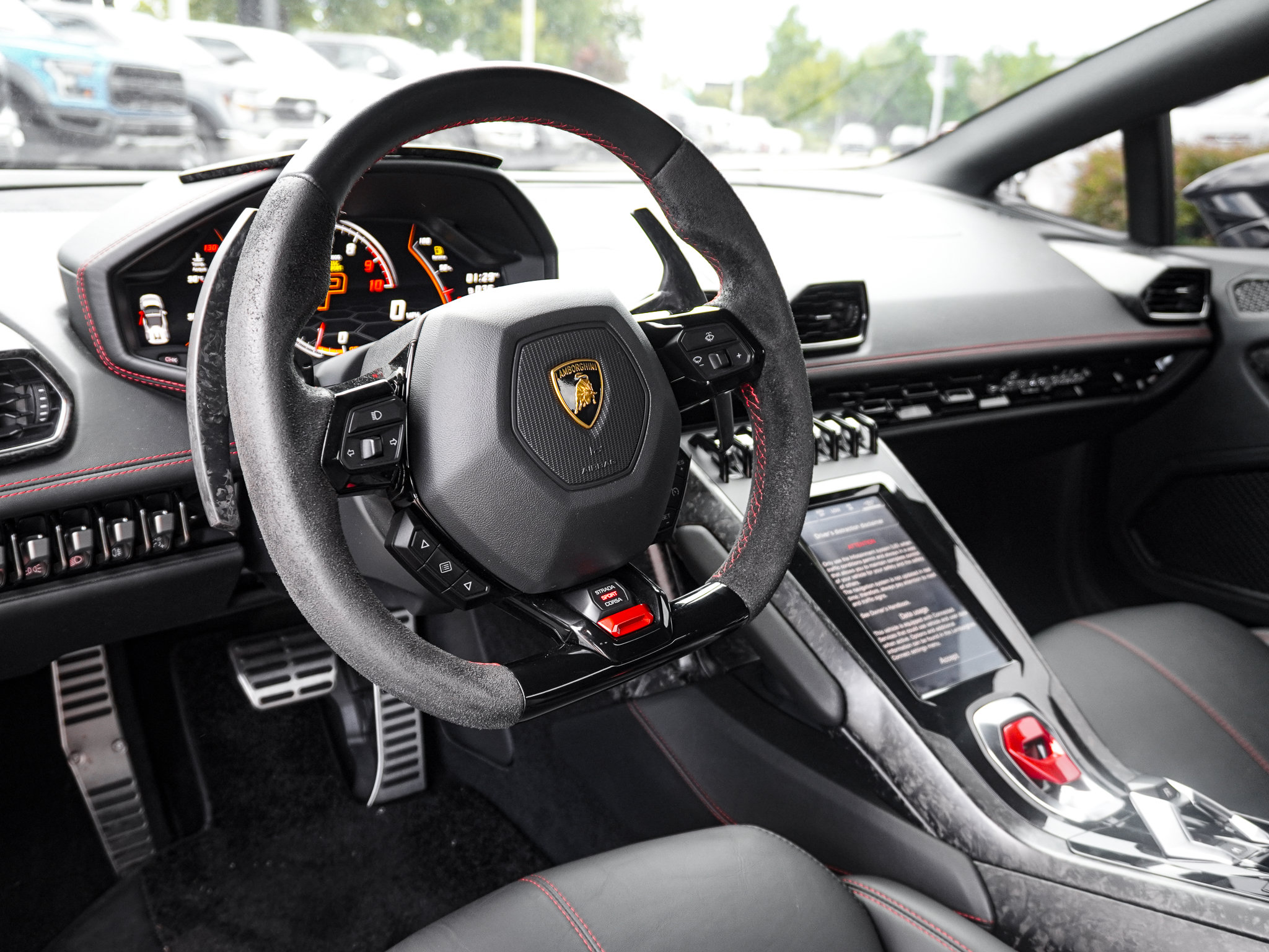 Used 2022 Lamborghini Huracan EVO AWD/4WD image 18
