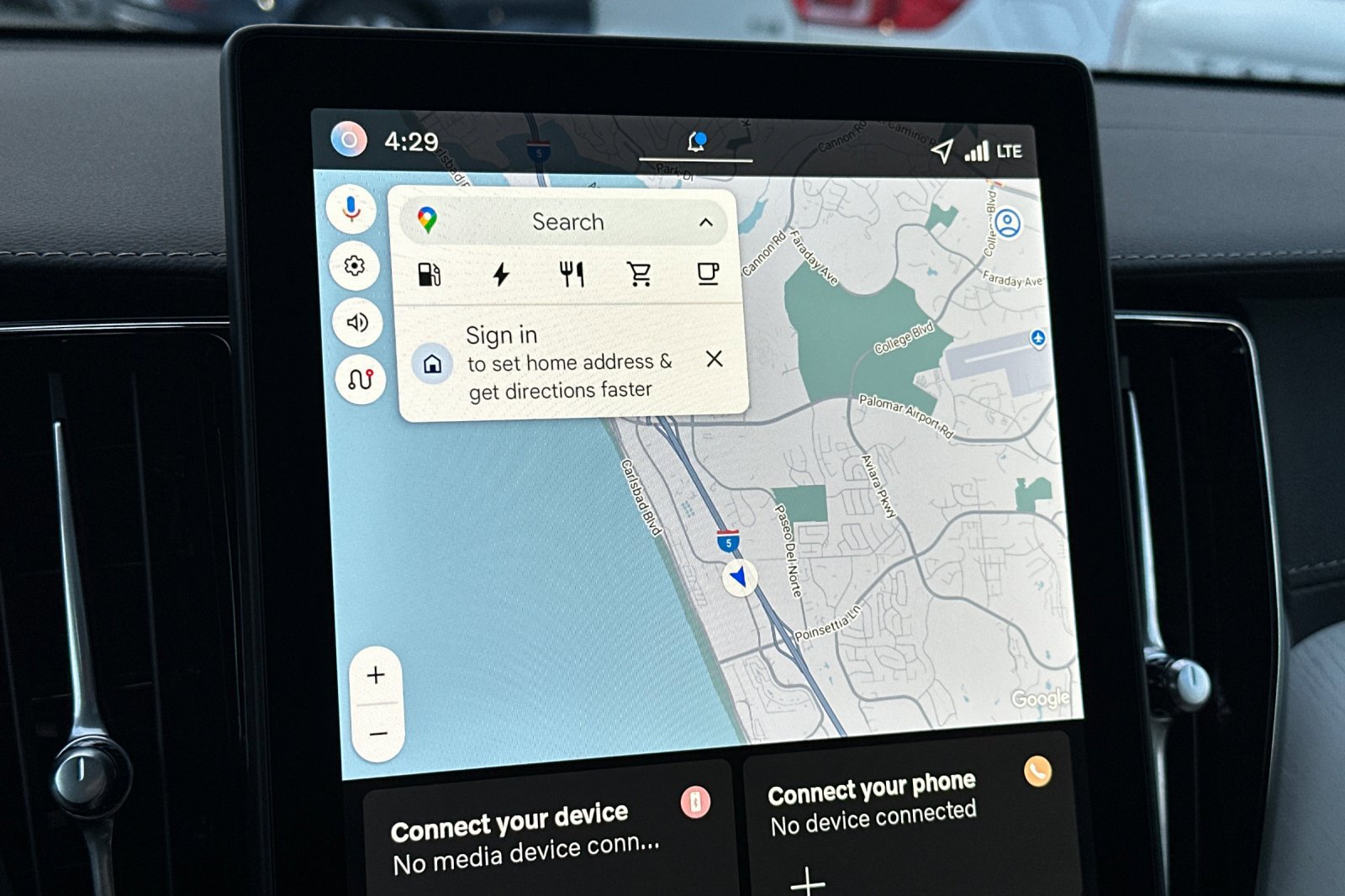 New 2026 Volvo XC60 T8 Ultra w/ Climate Package image 16