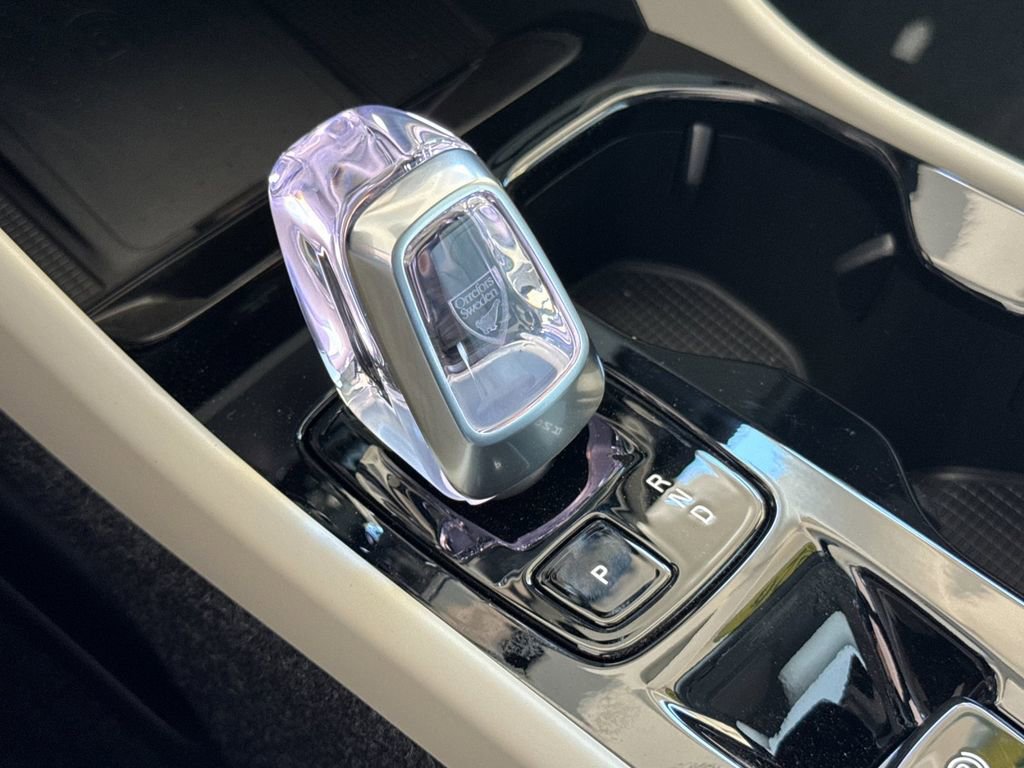 New 2026 Volvo XC40 B5 Plus w/ Protection Package Premier image 21