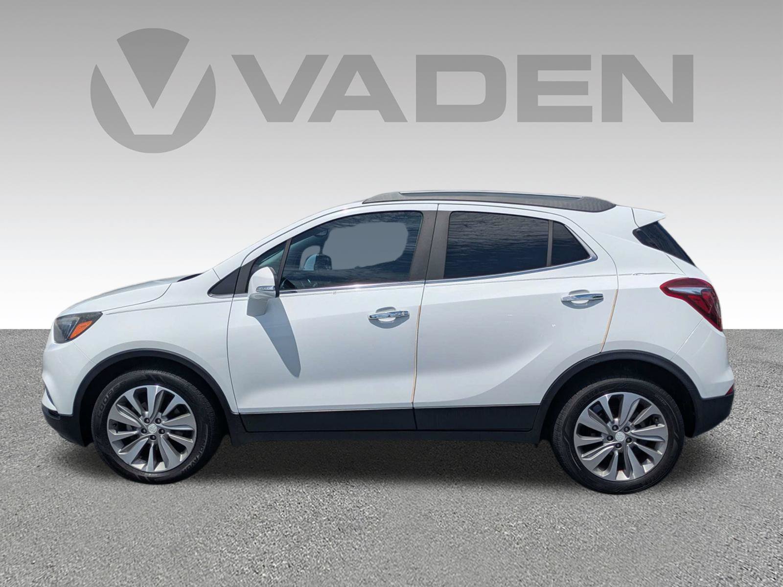 Used 2018 Buick Encore Preferred FWD image 24