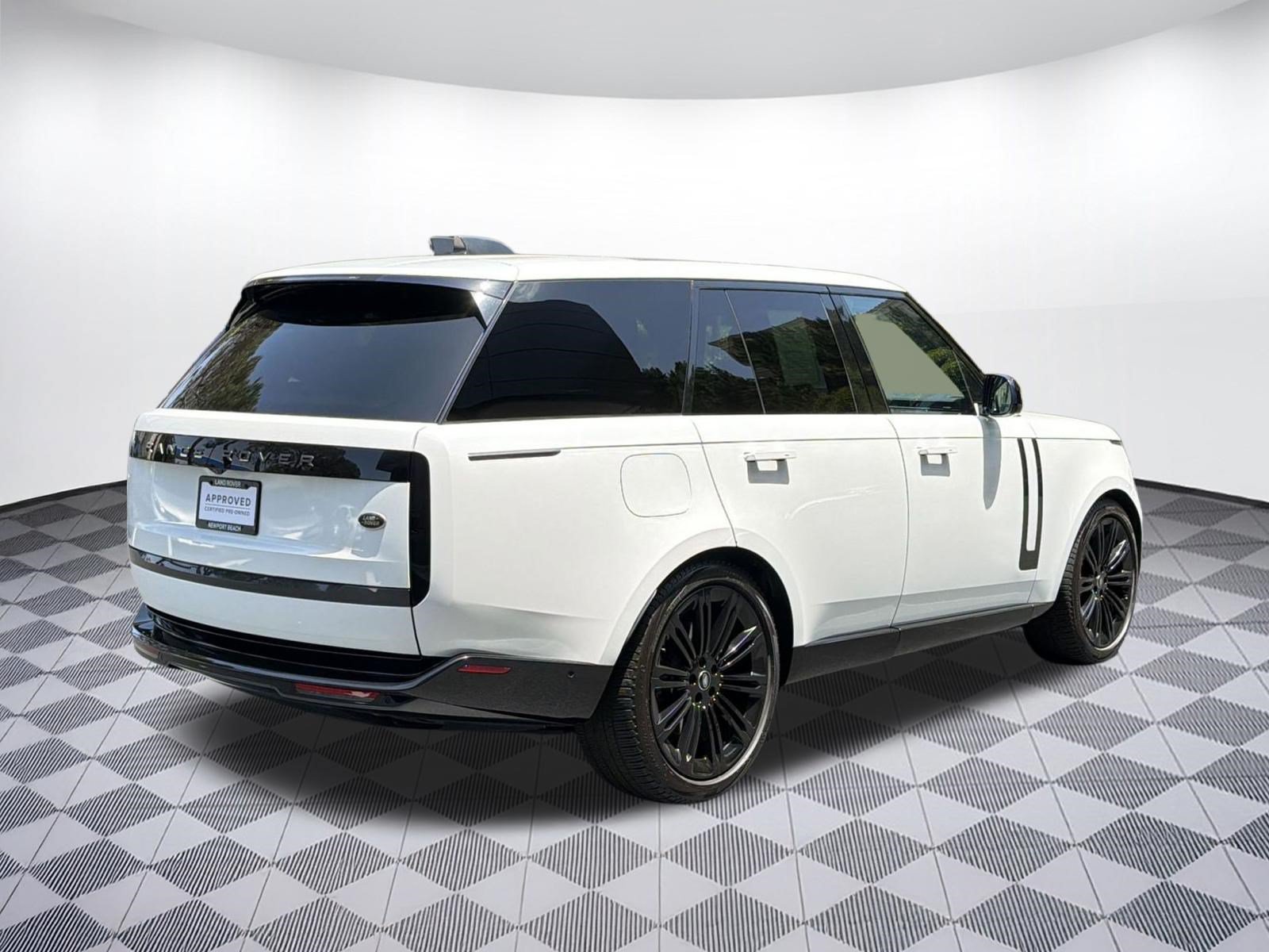 Used 2023 Land Rover Range Rover SE AWD/4WD image 9