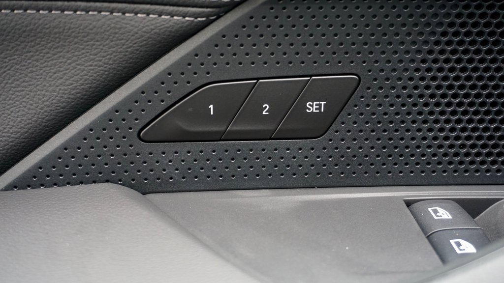 Used 2024 BMW 430i xDrive Coupe w/ Premium Package image 11