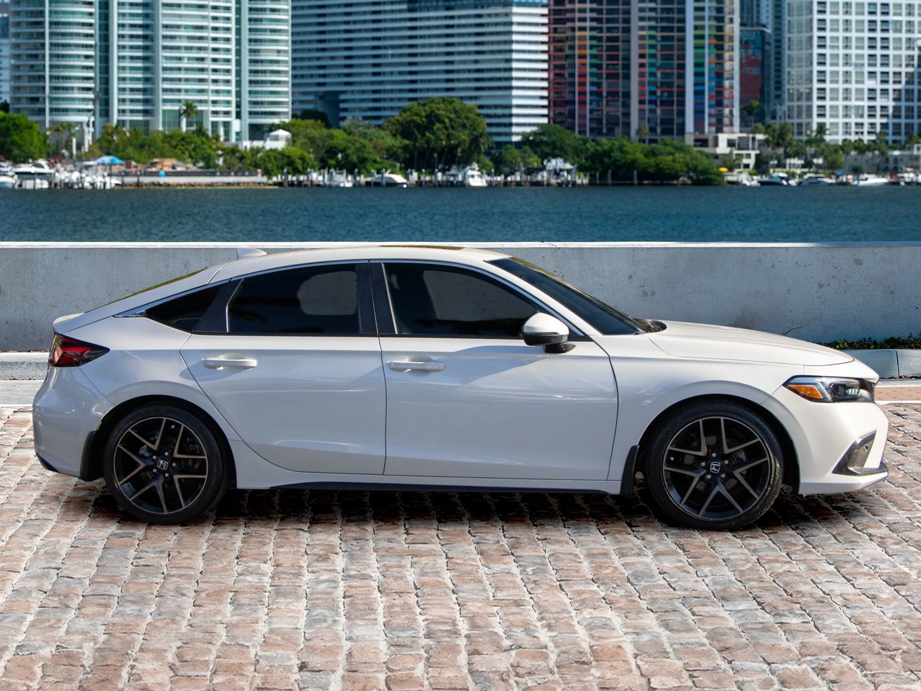 Certified 2023 Honda Civic Sport Touring image 4