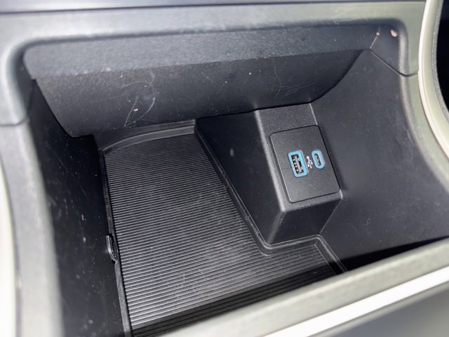 Used 2022 Ford Edge SE image 23